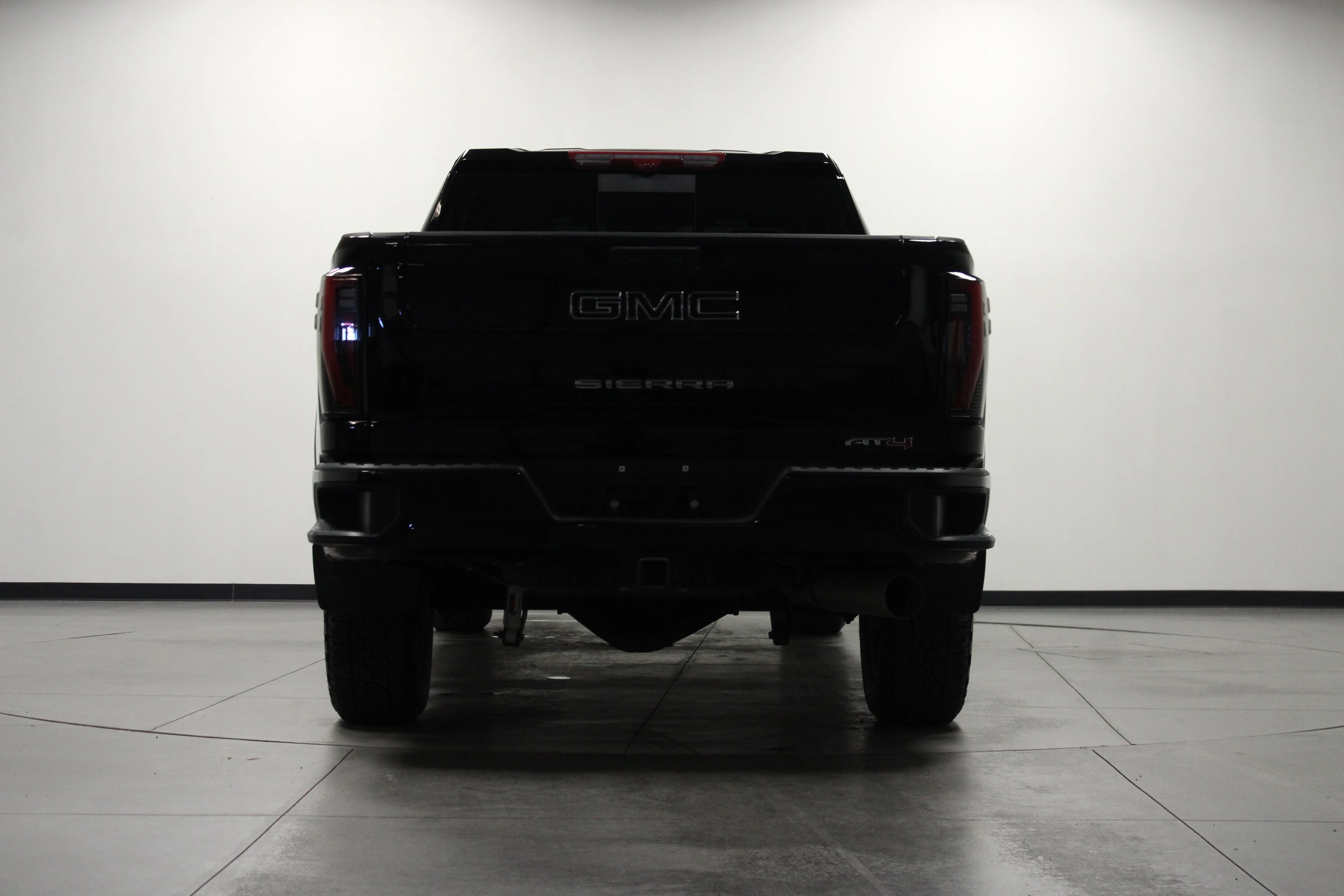 Used 2026 Onyx Black GMC AT4 image 5