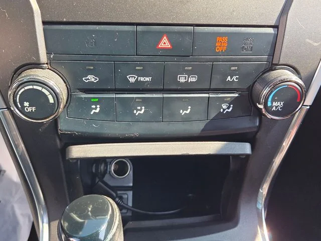 Used 2016 Gray Toyota SE image 19