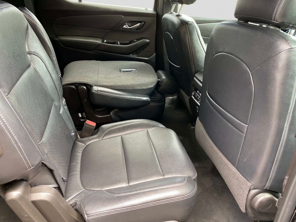 Used 2024 Black Chevrolet LT Cloth image 27