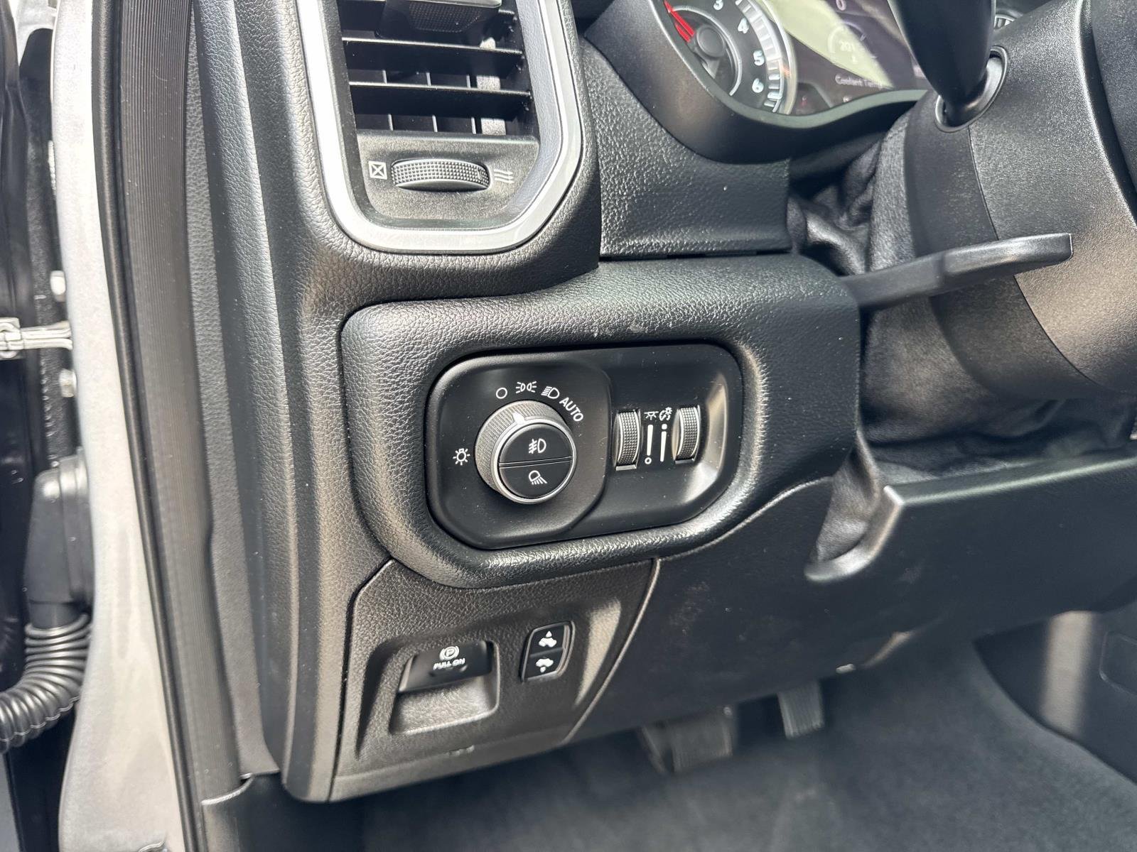 Used 2021 Billet Silver Metallic Clearcoat Ram Laramie image 21