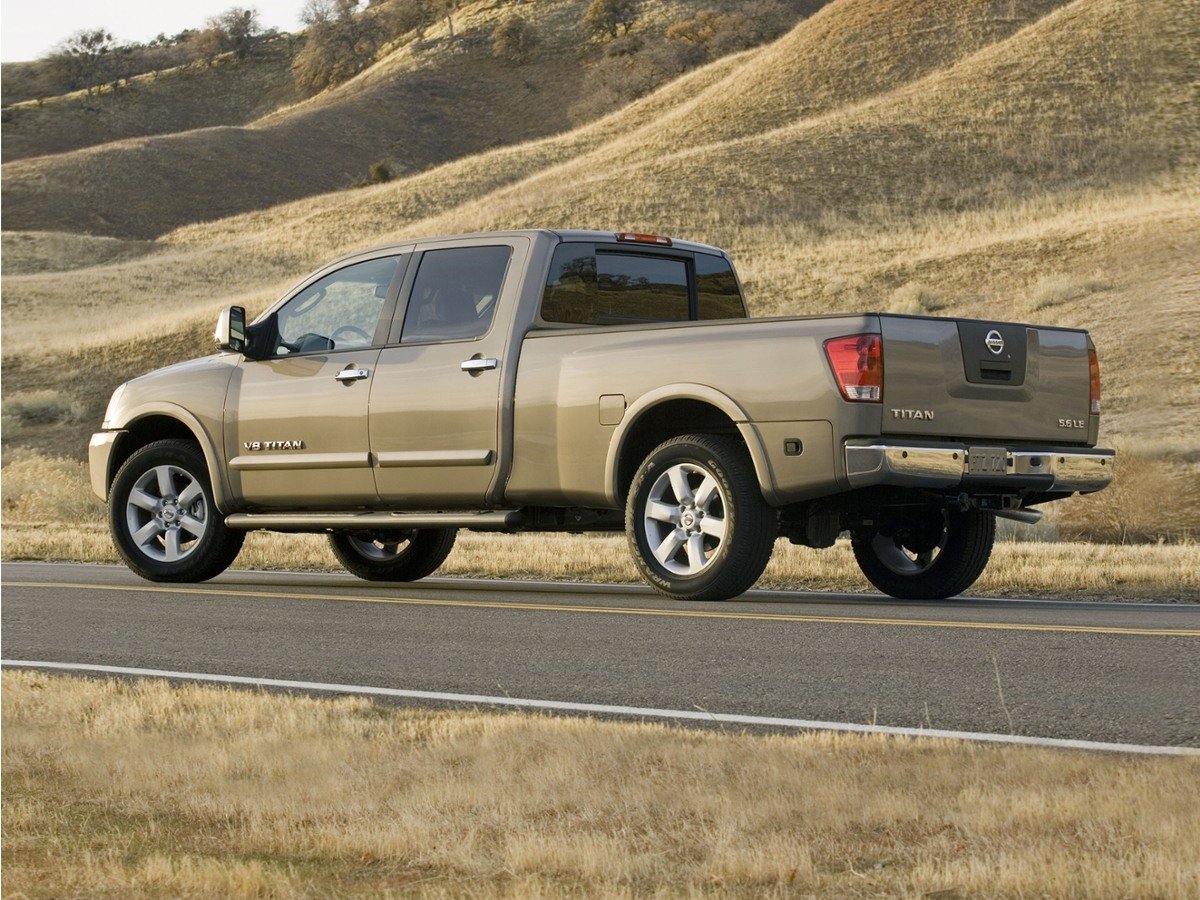 2011 Nissan Titan SL 4X4 Crew Cab SWB's photo