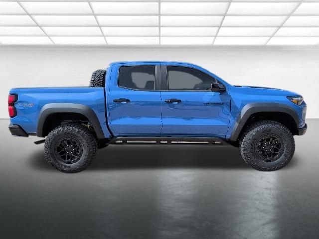 2026 Chevrolet Colorado ZR2 - Photo 31