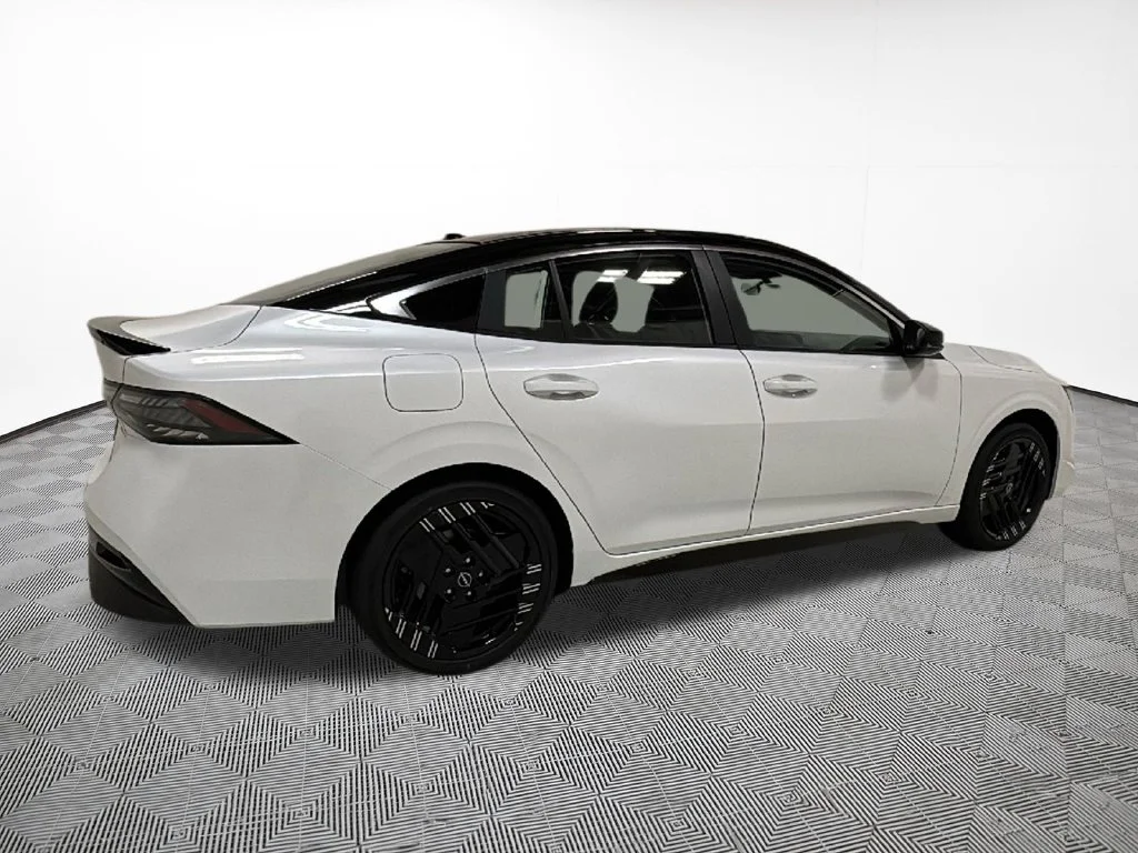 New 2027  Nissan SR image 9