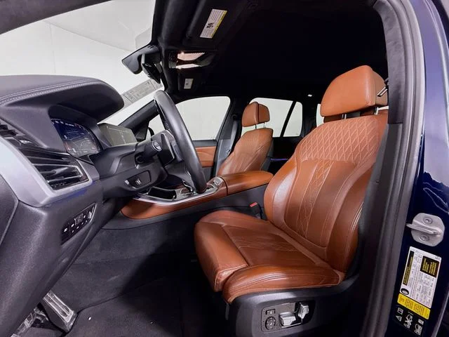 Used 2021 Blue BMW M50i image 11