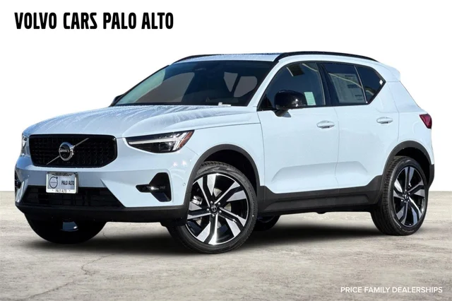 2026 Volvo XC40 B5 Ultra