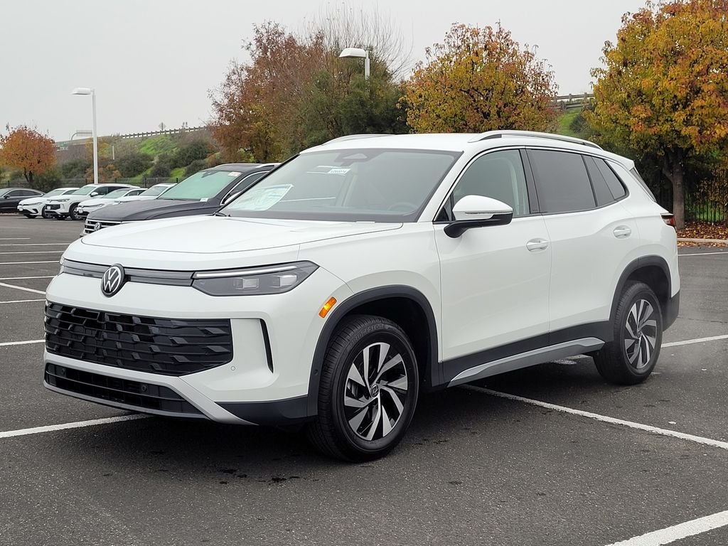 New 2026 White/off-white Volkswagen 2.0T S image 9