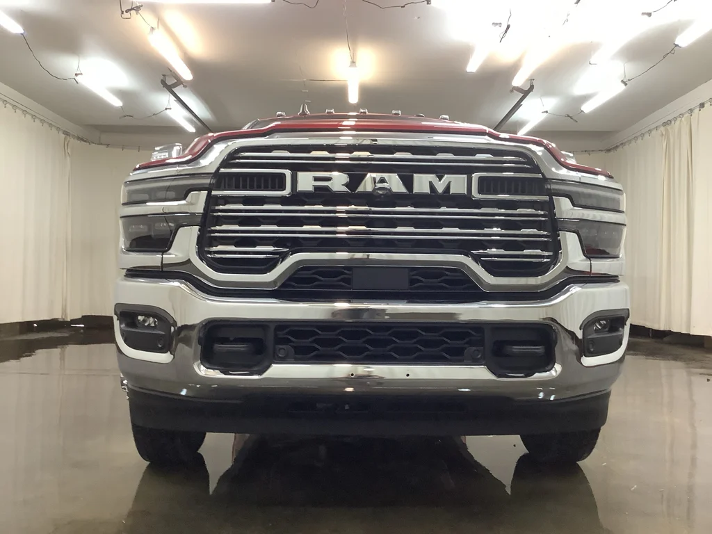 New 2026 Molten Red Pearl-Coat Exterior Paint RAM Longhorn image 10