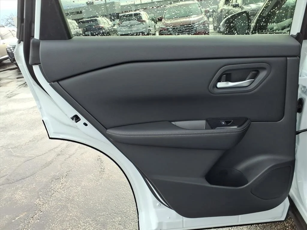 2026 Nissan Rogue SV - Photo 30