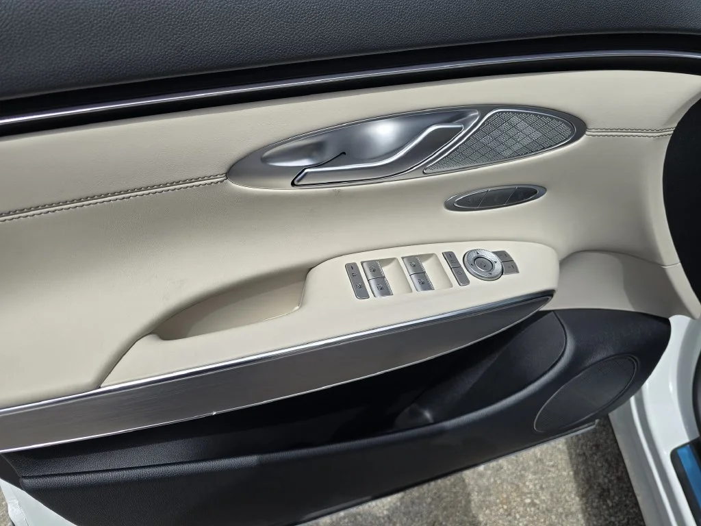 New 2027 Gray Genesis 2.5T Select image 16
