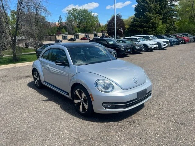 2012 Volkswagen Beetle 2.0T w/Sunroof & Sound MSQ's photo