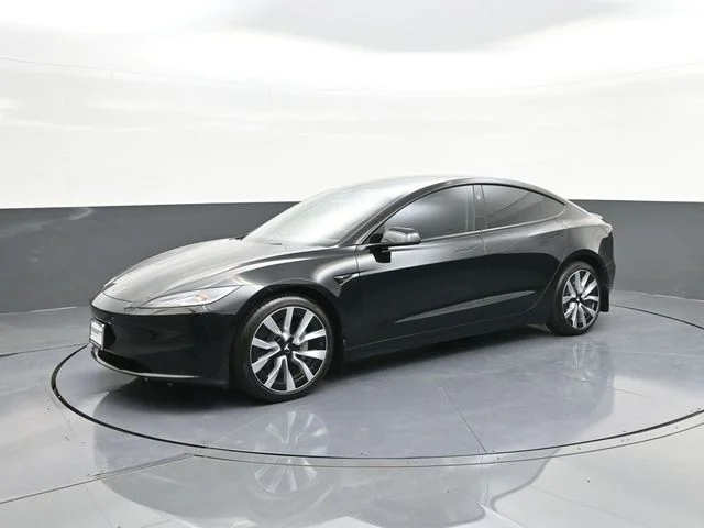 2025 Tesla Model 3 Long Range's photo