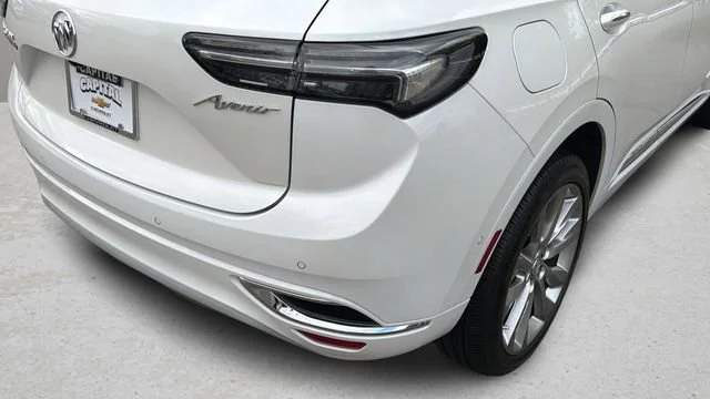 Used 2023 White Frost Tricoat Buick Avenir image 38