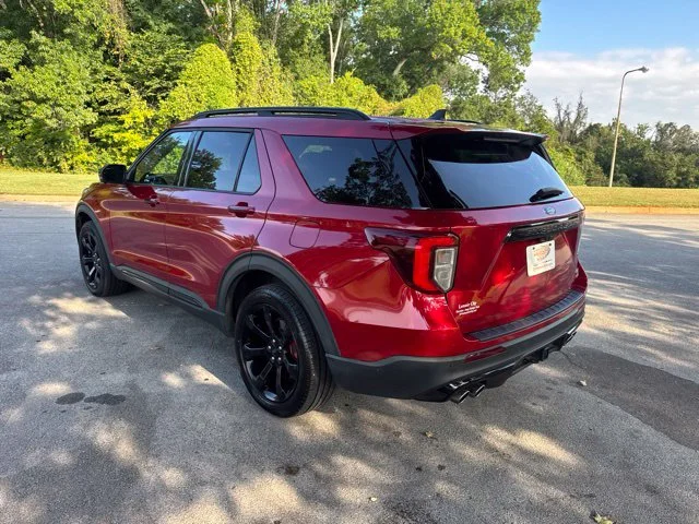 Used 2021 Red Ford ST image 5