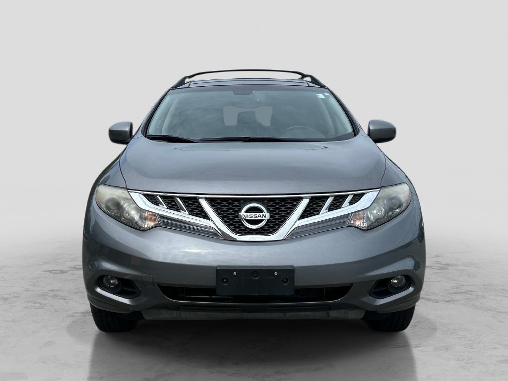 Used 2014 Gray Nissan SL image 8