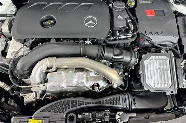 New 2026 Polar White Mercedes-Benz GLA 250 image 58