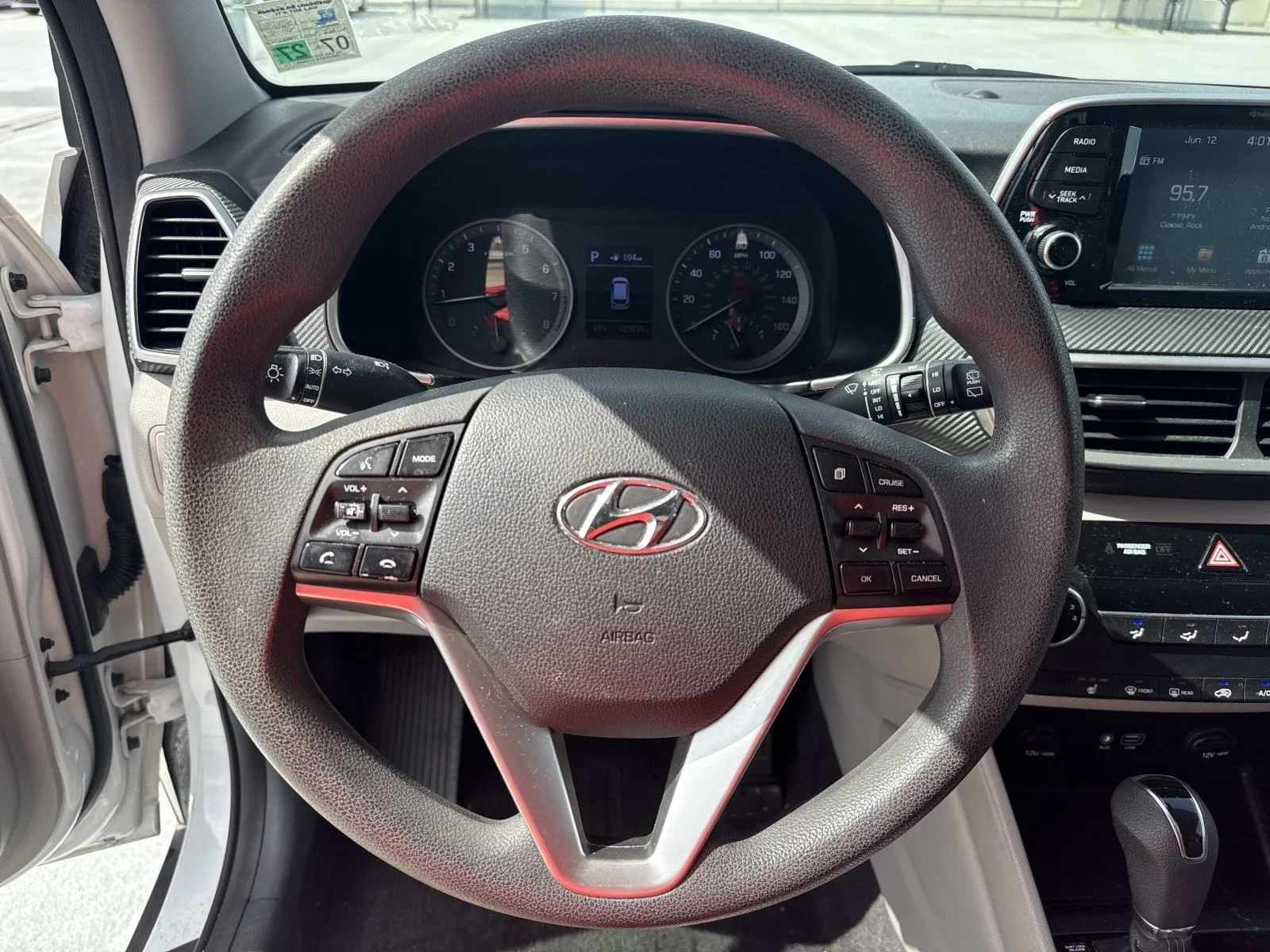 Used 2019 White Pearl Hyundai Value image 21
