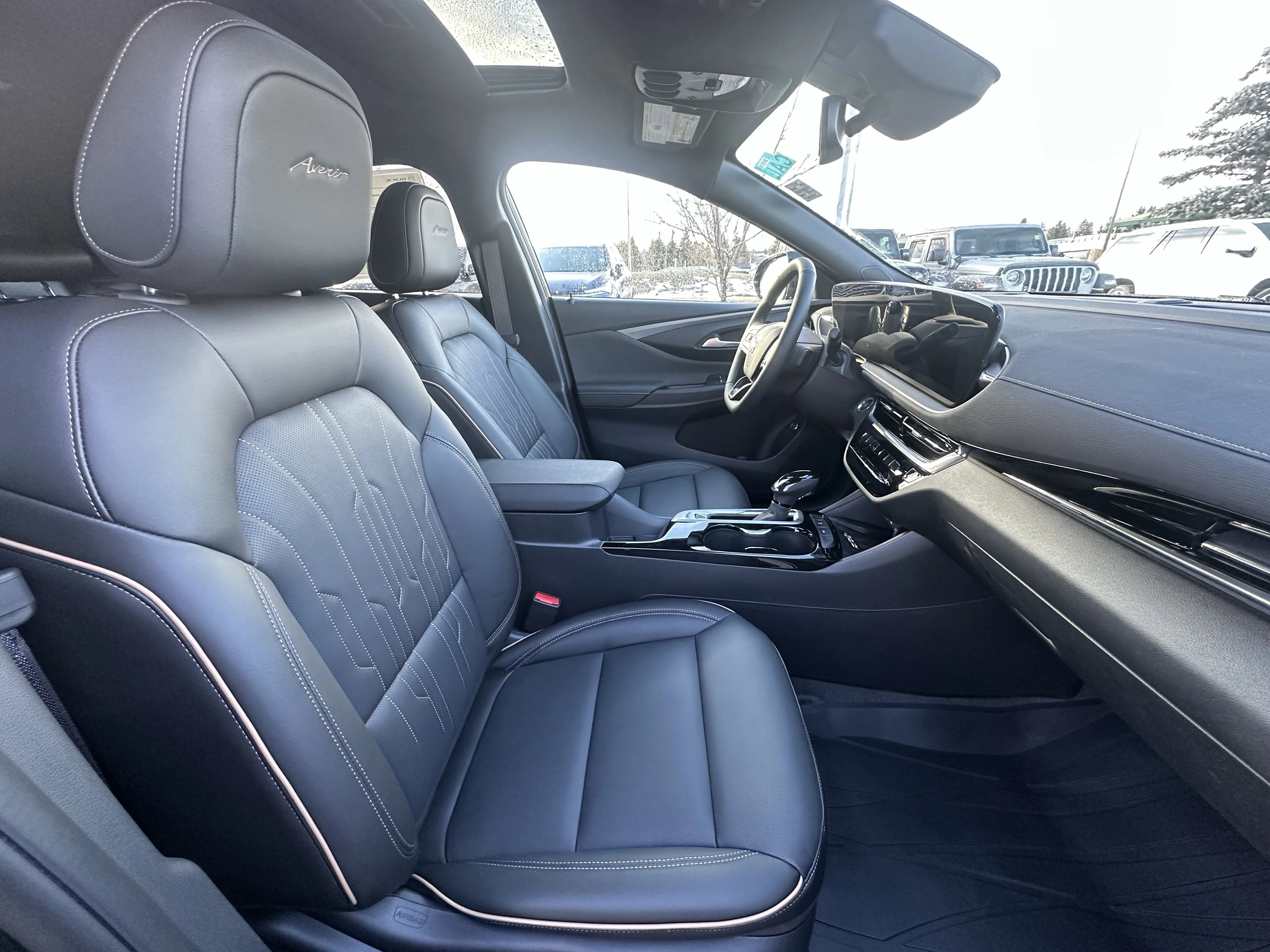 New 2026 Ebony Twilight Metallic Buick Avenir image 19