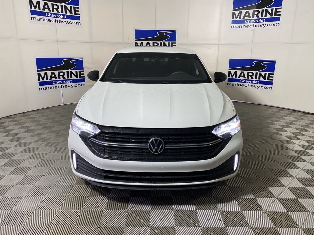 Used 2023 White Volkswagen 1.5T Sport image 15