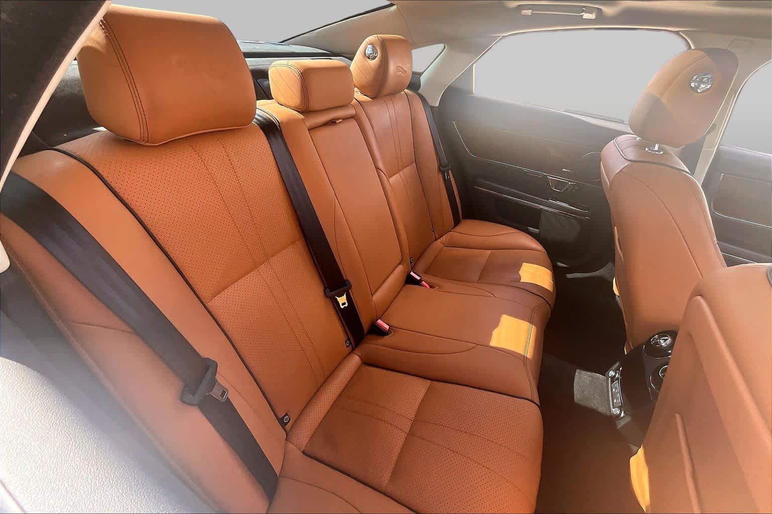 Used 2017 Ultimate Black Metallic Jaguar XJ R-Sport image 17