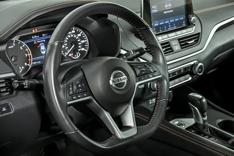 2022 Nissan Altima SR - Photo 18