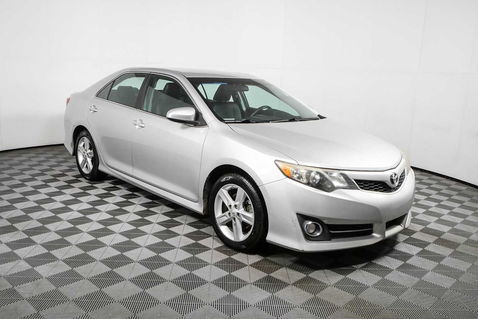 2012 Toyota Camry's photo