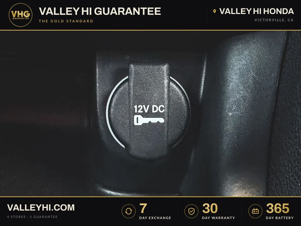 Used 2023 Silver Dodge SXT image 26