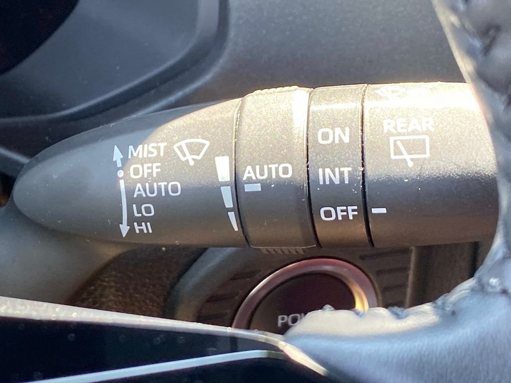 Used 2025 White Toyota 1958 image 22