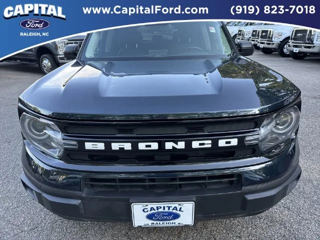 Used 2022 Blue Ford Outer Banks image 10