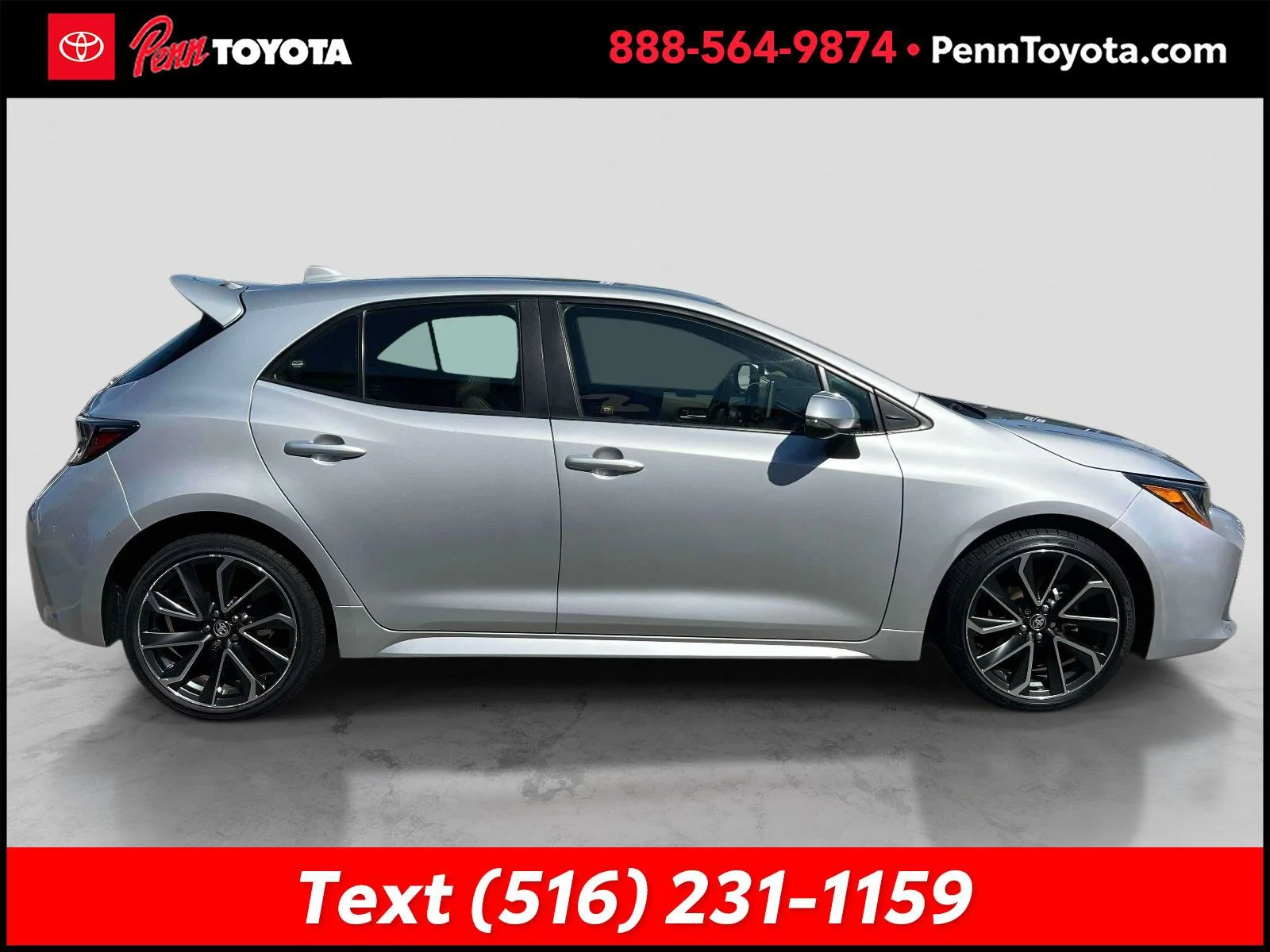 Used 2019 CLASSIC SILVER METALLIC Toyota XSE image 5