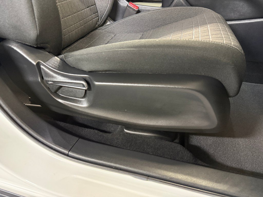 Used 2024 Platinum White Pearl Honda LX image 33