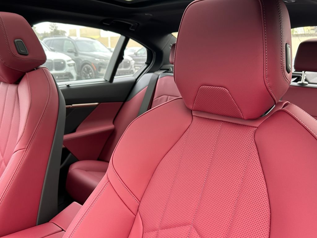 New 2027 Black Sapphire Metallic BMW eDrive40 image 14
