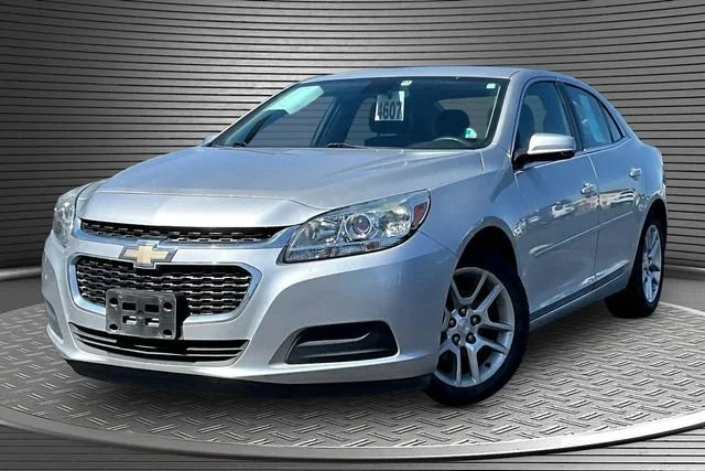 2015 Chevrolet Malibu 1LT's photo