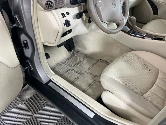 Used 2006  Mercedes-Benz C 350 image 14
