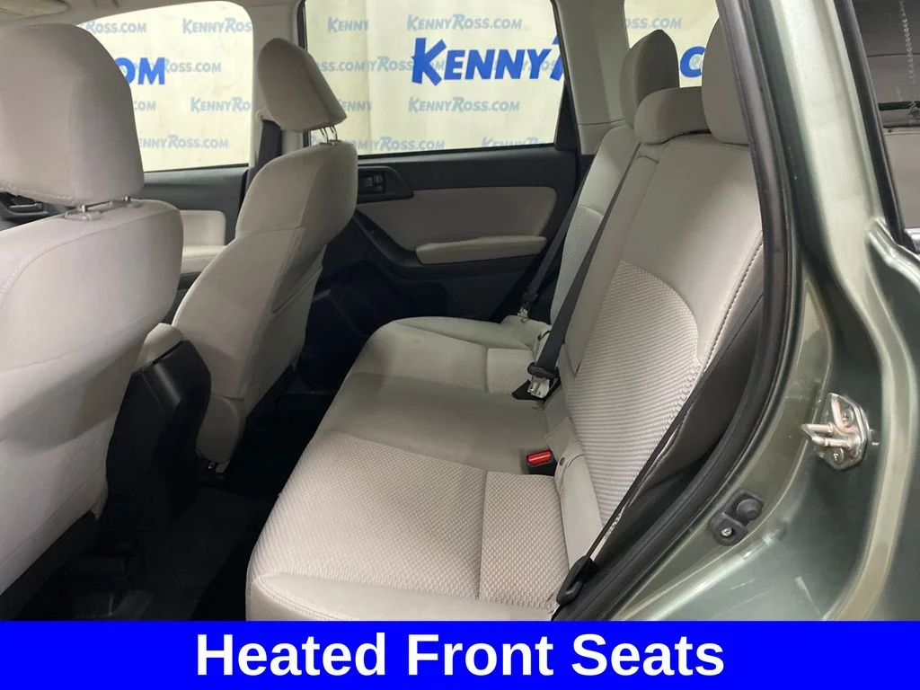 Used 2015 Green Subaru 2.5i Premium image 10
