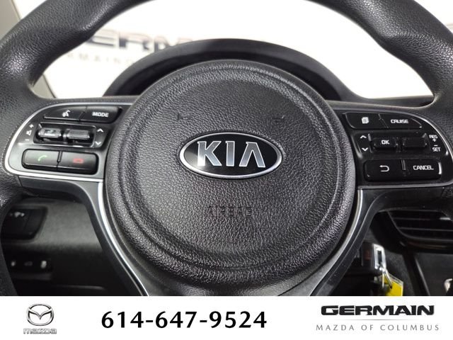 Used 2016 Silver Kia LX image 23