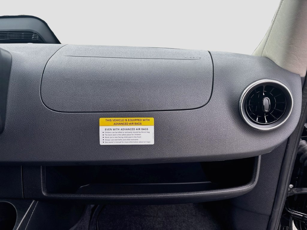 New 2026  Mercedes-Benz Midwest Business Class J Club image 17