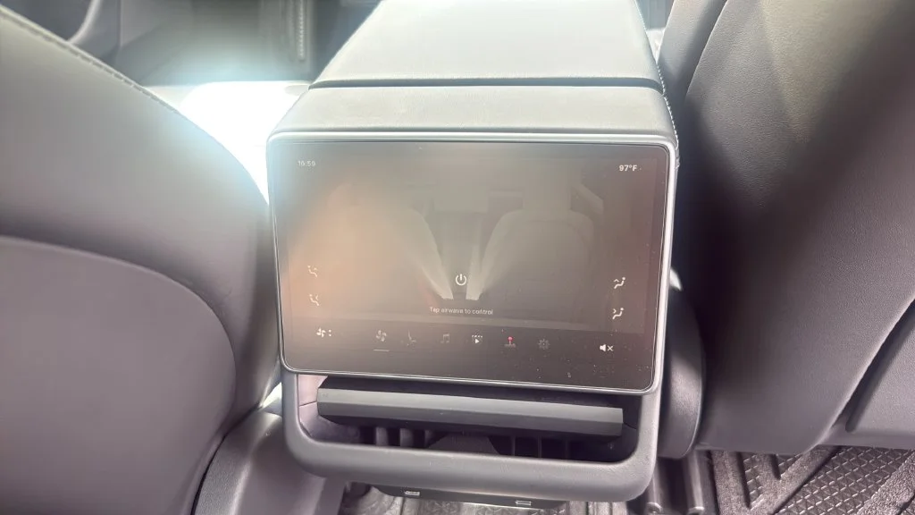 2025 Tesla Model 3 Long Range - Photo 21