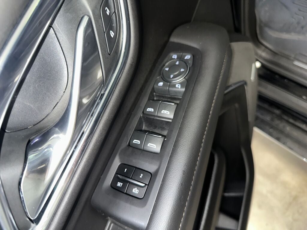 Certified Used 2023 Black Chevrolet High Country image 9