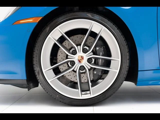Certified Used 2025  Porsche Carrera image 40