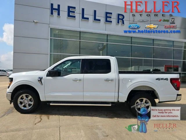 Used 2025 Oxford White Ford XLT image 1