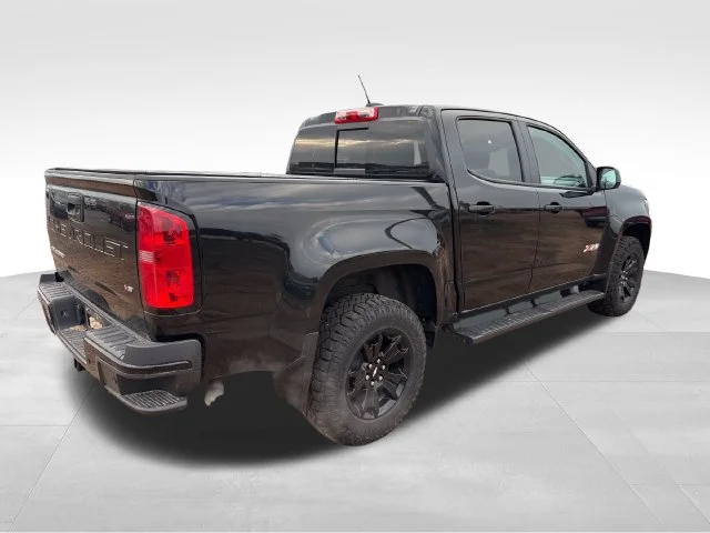 Used 2022 BLACK Chevrolet 4WD Z71 image 6