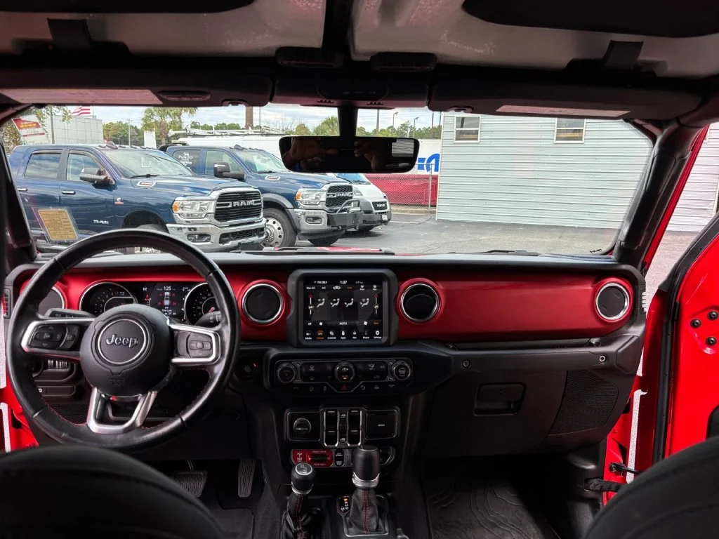 Used 2020 Red Jeep Rubicon image 40