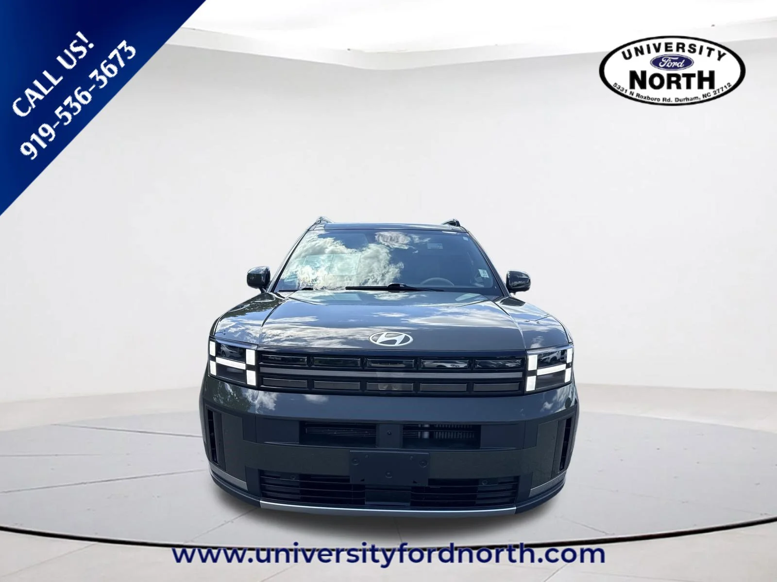 Used 2025 Rockwood Green Hyundai Limited image 2