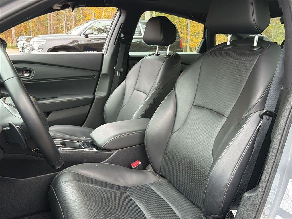 Used 2025 Urban Gray Pearl Honda Sport-L image 14