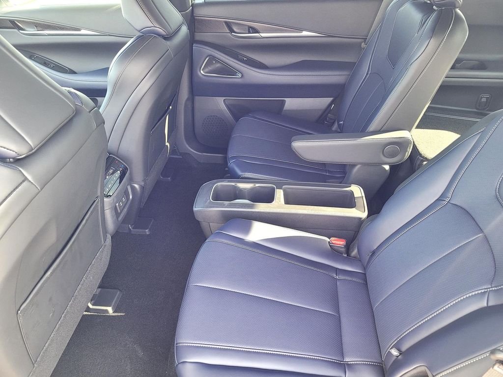 2026 INFINITI QX60 LUXE - Photo 8