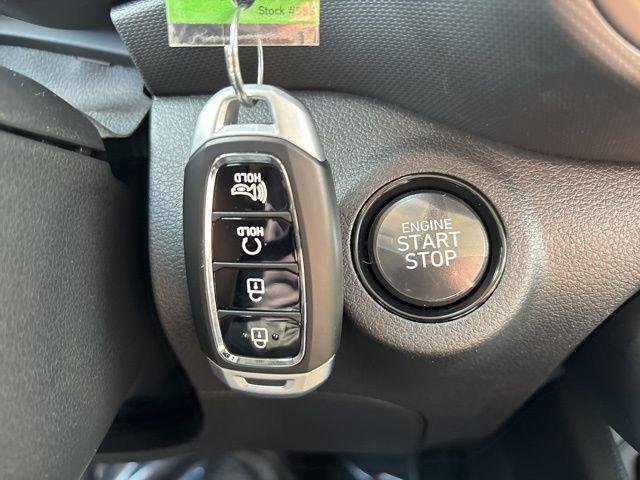 New 2025 Shimmering Silver Hyundai SEL image 54