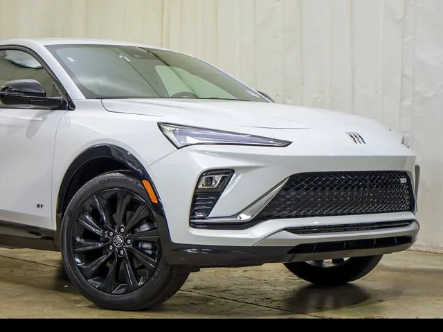 New 2026 Summit White Buick Sport Touring image 3