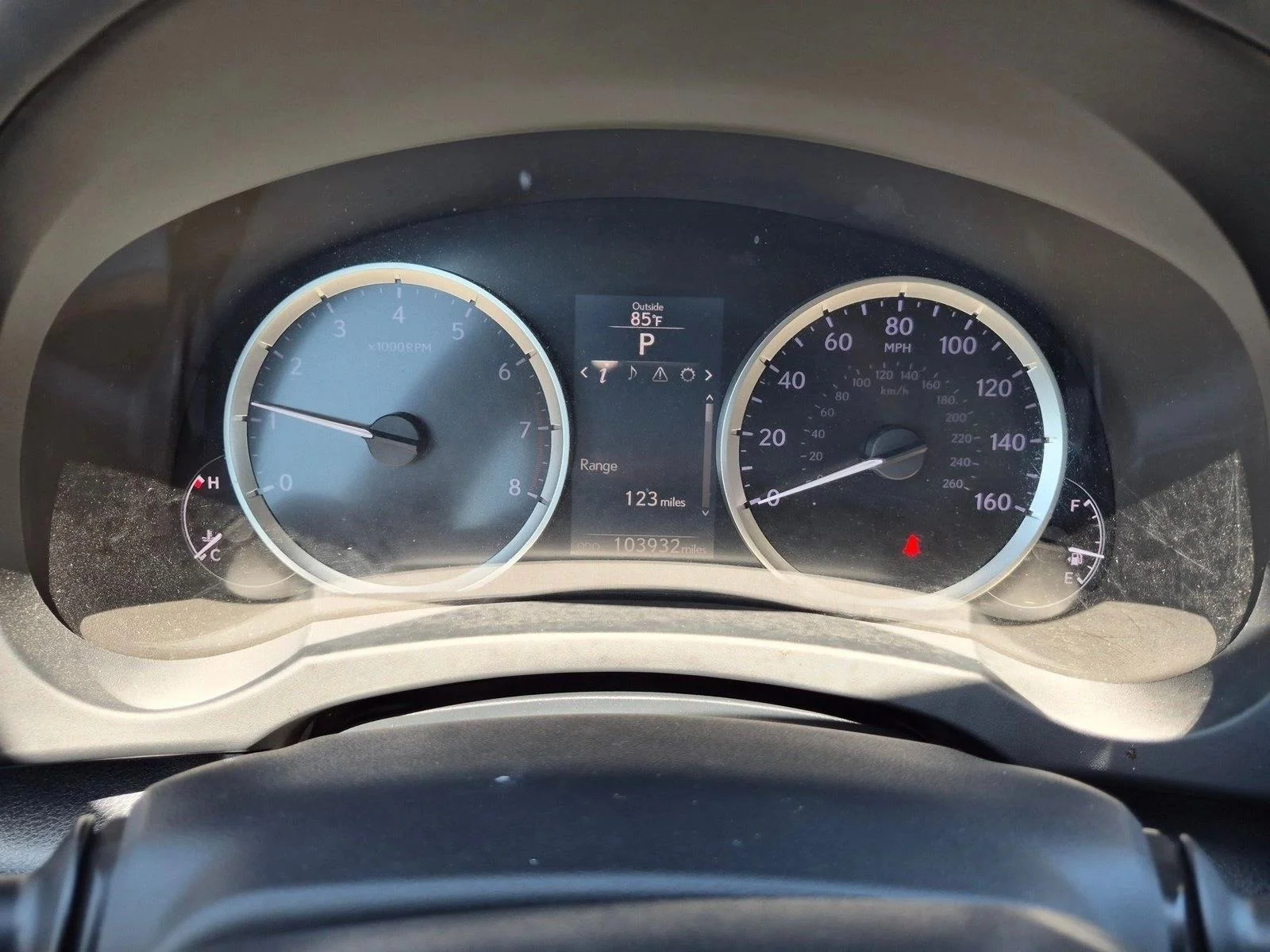 Used 2014 Obsidian Lexus  image 11