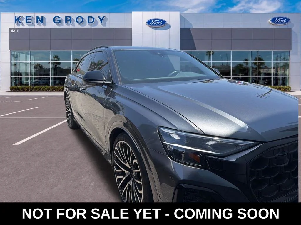 2025 Audi SQ8 Premium Plus quattro's photo