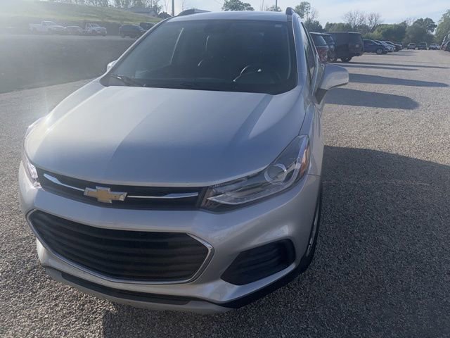 Used 2022 Chevrolet Trax LT with VIN KL7CJPSM9NB518023 for sale in Flemingsburg, KY